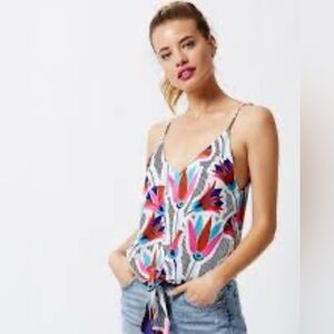 CHLOE OLIVER V Neck Front Tie Top - XS